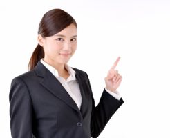 教える女性